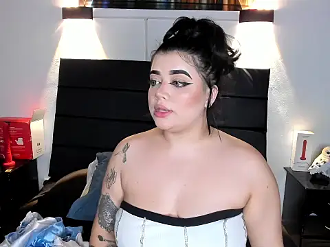 Snapshot of _ValeryStone_ chatting on 02-03-25, 07:10  ValeryStone  online show from 02-03-25, 07:10