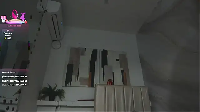 Snapshot of sandy_rivas chatting on 02-21-25, 09:32 sandy rivas online show from 02-21-25, 09:32