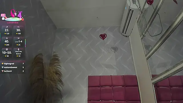 Snapshot of sandy_rivas chatting on 03-06-25, 03:35 sandy rivas online show from 03-06-25, 03:35