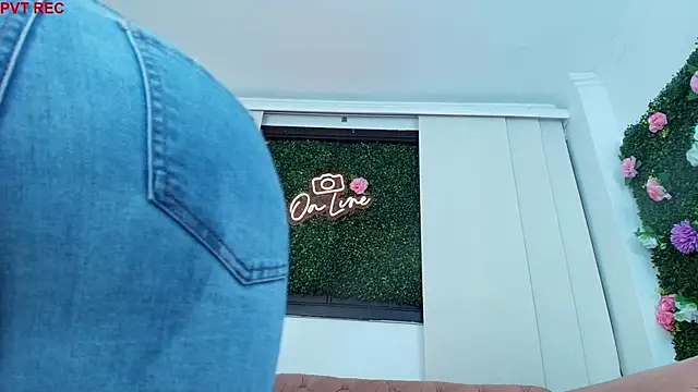 Snapshot of sandy_rivas chatting on 09-30-25, 07:19 sandy rivas online show from 09-30-25, 07:19