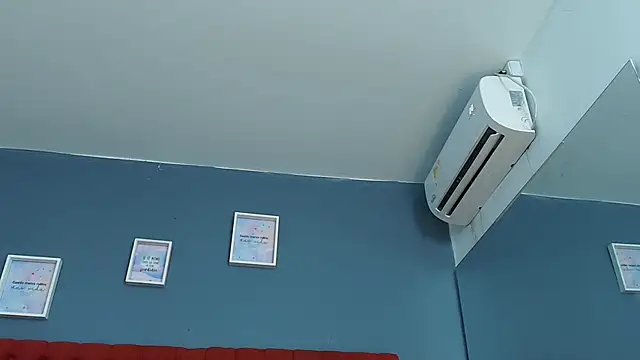 Snapshot of sandy_rivas chatting on 11-10-25, 12:15 sandy rivas online show from 11-10-25, 12:15