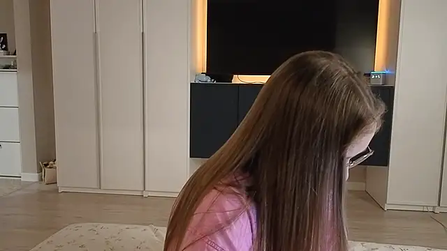 Snapshot of endlesssoffi chatting on 11-21-25, 06:17 endlesssoffi online show from 11-21-25, 06:17