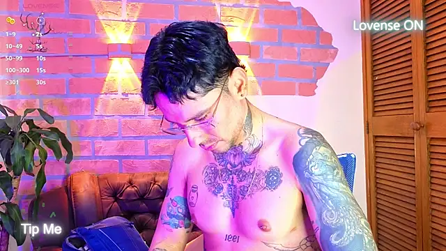 Dylanstonne online show from 11-05-25, 08:31