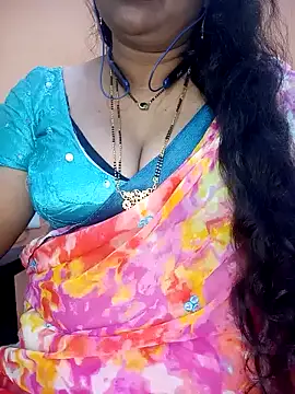 Snapshot of Sexy-Telugunayana2 chatting on 12-17-24, 09:39 Sexy-Telugunayana2 online show from 12-17-24, 09:39