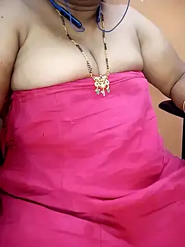Snapshot of Sexy-Telugunayana2 chatting on 12-24-24, 07:00 Sexy-Telugunayana2 online show from 12-24-24, 07:00