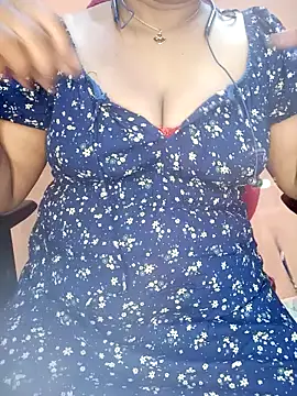 Snapshot of Sexy-Telugunayana2 chatting on 01-19-25, 05:49 Sexy-Telugunayana2 online show from 01-19-25, 05:49