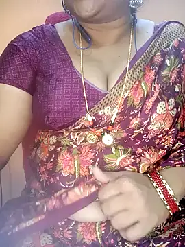 Snapshot of Sexy-Telugunayana2 chatting on 01-21-25, 01:11 Sexy-Telugunayana2 online show from 01-21-25, 01:11