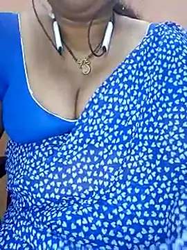 Snapshot of Sexy-Telugunayana2 chatting on 02-18-25, 08:05 Sexy-Telugunayana2 online show from 02-18-25, 08:05