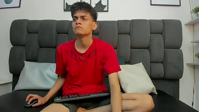 Yef Thin online show from 02-05-25, 03:55