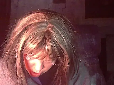 Snapshot of iva_spirit chatting on 03-01-25, 06:43 iva spirit online show from 03-01-25, 06:43