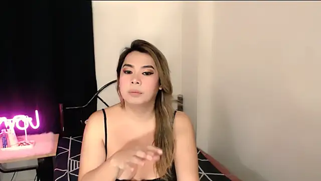 Nathalie Heartxoxo69 online show from 02-09-26, 09:52