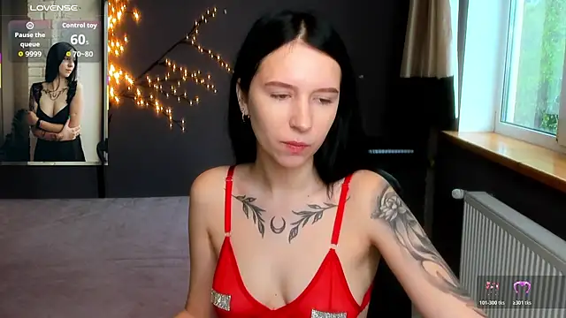 KarolinaBlacks online show from 04-19-26, 05:40