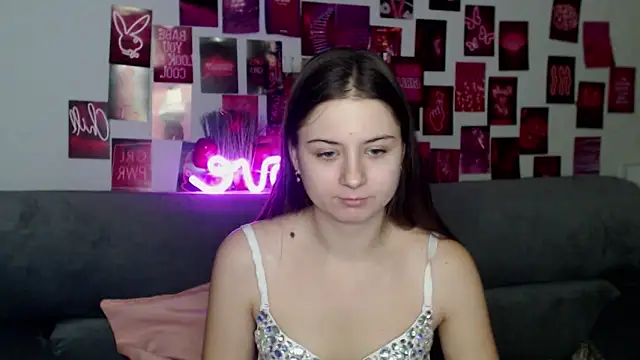 MilanaRoza online show from 11-17-25, 02:12