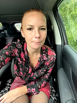 Redhairedteacher online show from 09-27-25, 10:09