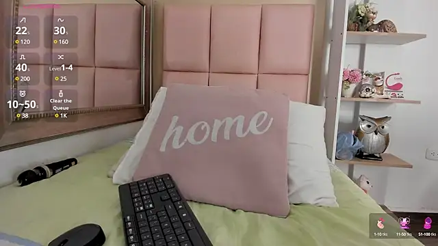 Snapshot of Ally_Parkeer_ chatting on 02-11-25, 06:55 Ally Parkeer online show from 02-11-25, 06:55