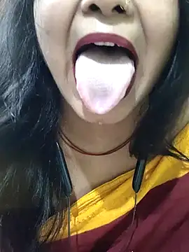 yoursweety09 online show from 02-02-26, 06:23