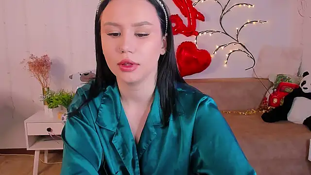 Alisia Mars online show from 01-31-25, 05:40