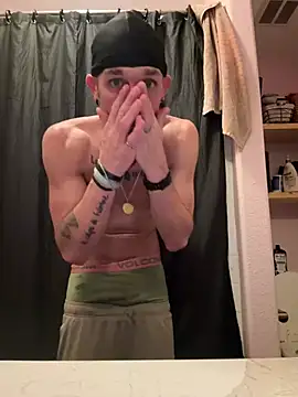 WhiteChocolateSwirlz online show from 03-31-26, 01:07