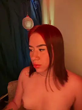 Snapshot of Im_Valen_Cute chatting on 02-03-25, 12:36 Im Valen Cute online show from 02-03-25, 12:36