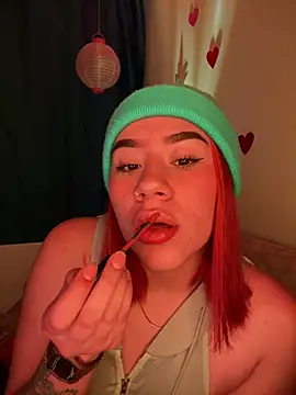 Snapshot of Im_Valen_Cute chatting on 02-12-25, 02:45 Im Valen Cute online show from 02-12-25, 02:45