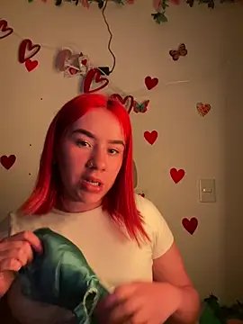 Snapshot of Im_Valen_Cute chatting on 03-03-25, 12:26 Im Valen Cute online show from 03-03-25, 12:26