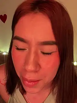 Snapshot of Im_Valen_Cute chatting on 03-23-25, 01:42 Im Valen Cute online show from 03-23-25, 01:42
