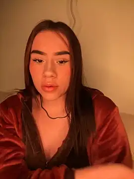 Snapshot of Im_Valen_Cute chatting on 09-11-25, 03:39 Im Valen Cute online show from 09-11-25, 03:39