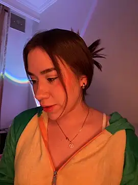 Im Valen Cute online show from 10-31-25, 02:34