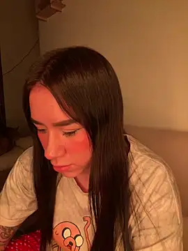 Snapshot of Im_Valen_Cute chatting on 06-17-26, 04:37 Im Valen Cute online show from 06-17-26, 04:37