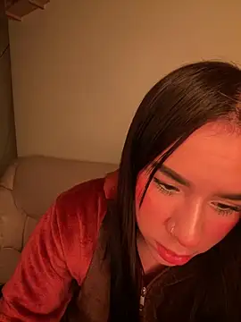 Snapshot of Im_Valen_Cute chatting on 06-20-26, 03:53 Im Valen Cute online show from 06-20-26, 03:53