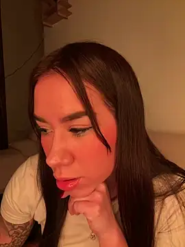 Snapshot of Im_Valen_Cute chatting on 06-26-26, 03:22 Im Valen Cute online show from 06-26-26, 03:22
