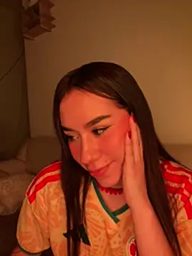 Snapshot of Im_Valen_Cute chatting on 06-28-26, 03:56 Im Valen Cute online show from 06-28-26, 03:56