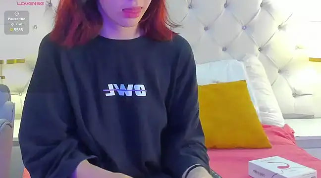 Snapshot of Nastya_Fantasy chatting on 01-07-25, 07:17 Nastya Fantasy online show from 01-07-25, 07:17