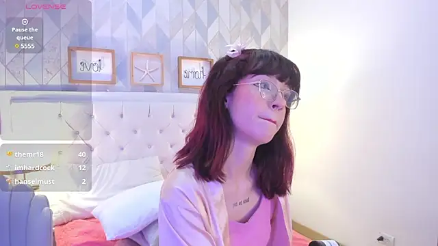 Snapshot of Nastya_Fantasy chatting on 02-12-25, 10:26 Nastya Fantasy online show from 02-12-25, 10:26
