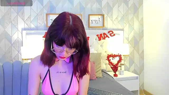 Snapshot of Nastya_Fantasy chatting on 02-13-25, 07:21 Nastya Fantasy online show from 02-13-25, 07:21