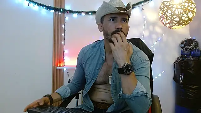 Reiko 85  online show from 12-16-25, 02:55