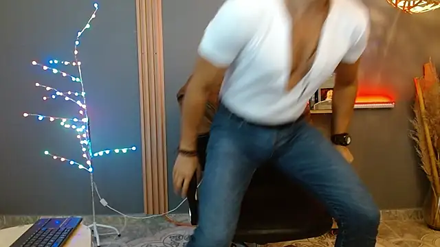 Reiko 85  online show from 02-07-26, 07:28