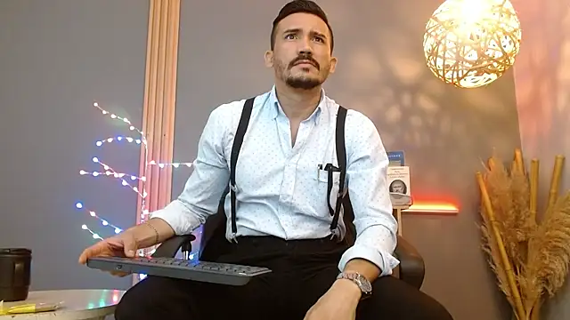 Reiko 85  online show from 02-25-26, 02:37