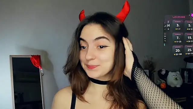 DracosMoon online show from 10-30-25, 07:21