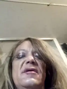 Snapshot of Cumhrd777 chatting on 11-05-25, 08:36 Cumhrd777 online show from 11-05-25, 08:36