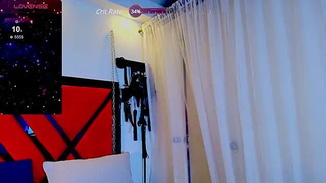 Snapshot of Ivyymmiller chatting on 02-04-25, 03:22 Ivyymmiller online show from 02-04-25, 03:22