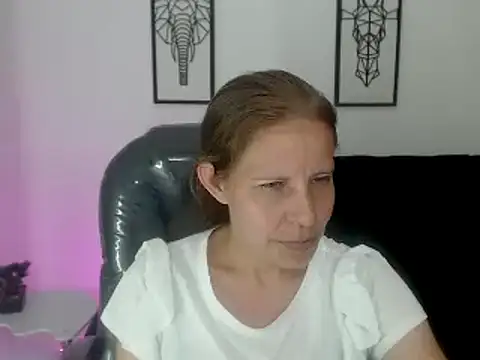 Milf karlye online show from 02-18-25, 05:53