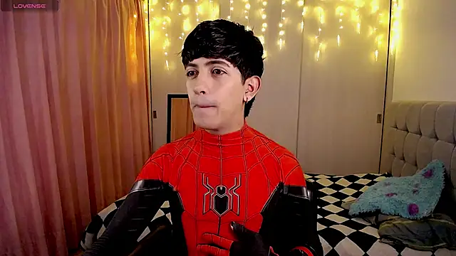 Snapshot of teobowny_ chatting on 12-15-24, 10:58 teobowny online show from 12-15-24, 10:58