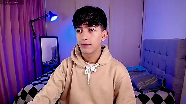 teobowny  online show from 01-18-25, 02:02