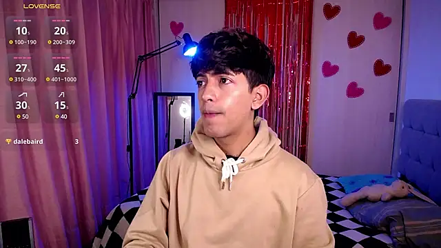 Snapshot of teobowny_ chatting on 02-06-25, 04:25 teobowny online show from 02-06-25, 04:25