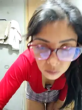 Snapshot of Vanessagirld chatting on 12-13-24, 06:21 Vanessagirld online show from 12-13-24, 06:21