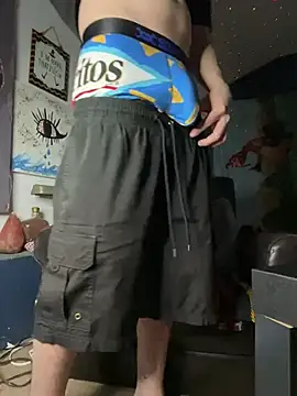 Snapshot of bootymunch333r chatting on 01-01-25, 11:27 bootymunch333r online show from 01-01-25, 11:27