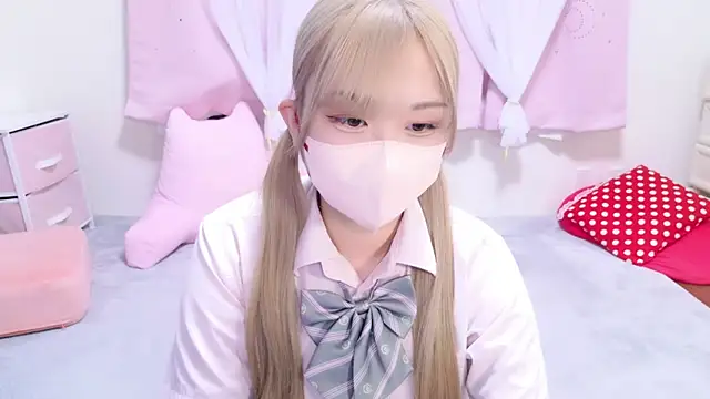 MAIKA pyon online show from 03-04-25, 01:17