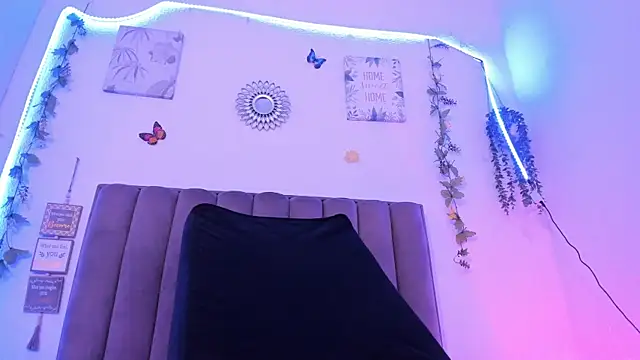 DeisyHarper online show from 10-29-25, 07:10