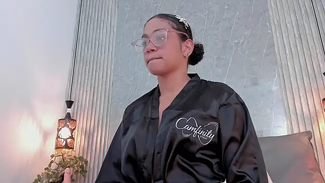 Alahia Baiter online show from 12-20-24, 05:40